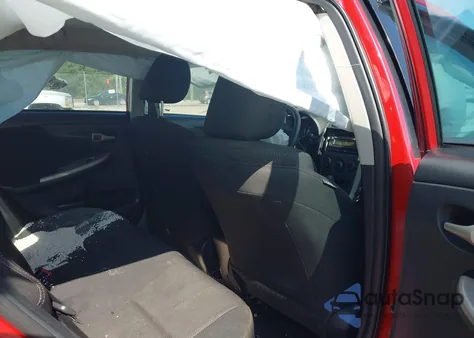 2012 Toyota Corolla S/Le z USA, uszkodzony, nr VIN 5YFBU4EE1CP012712